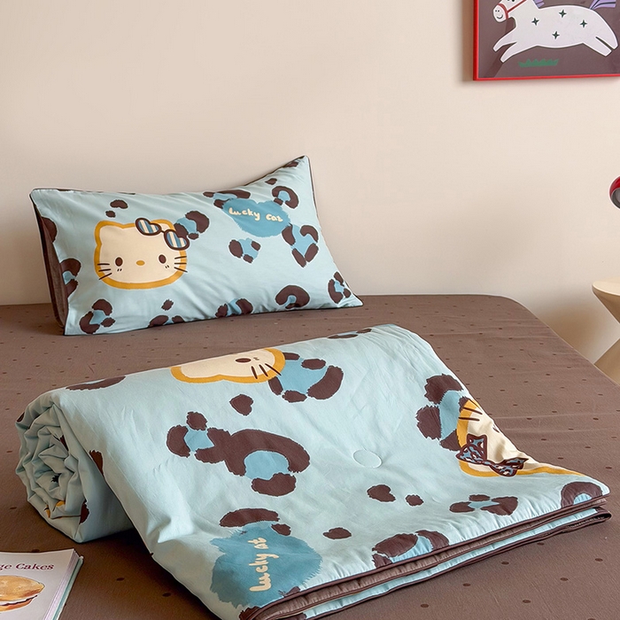 91家纺网 家纺一手货源 找家纺 （总）一加一 2026新款全棉印花KT大豆夏被-云朵抱抱KT