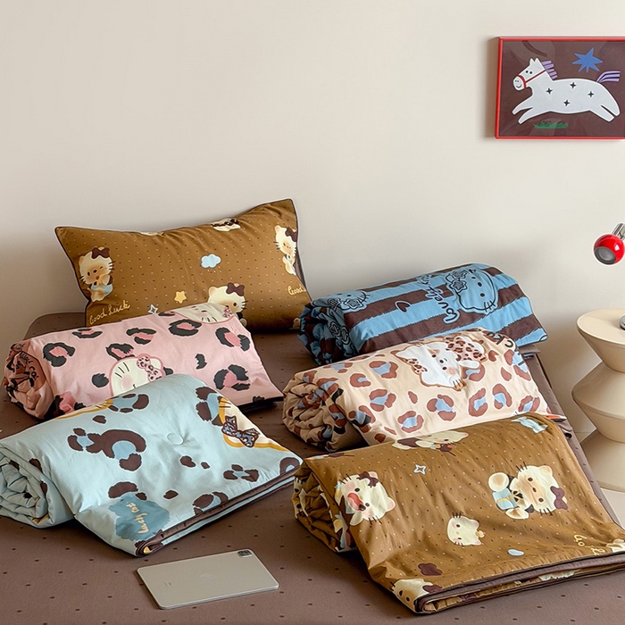 91家纺网 家纺一手货源 找家纺 一加一 2026新款全棉印花KT大豆夏被-云朵抱抱KT 组合图