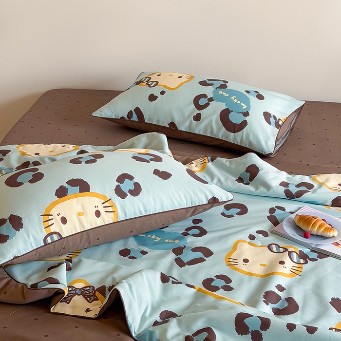 91家纺网 家纺一手货源 找家纺 一加一 2026新款全棉印花KT大豆夏被-云朵抱抱KT 蓝豹KT