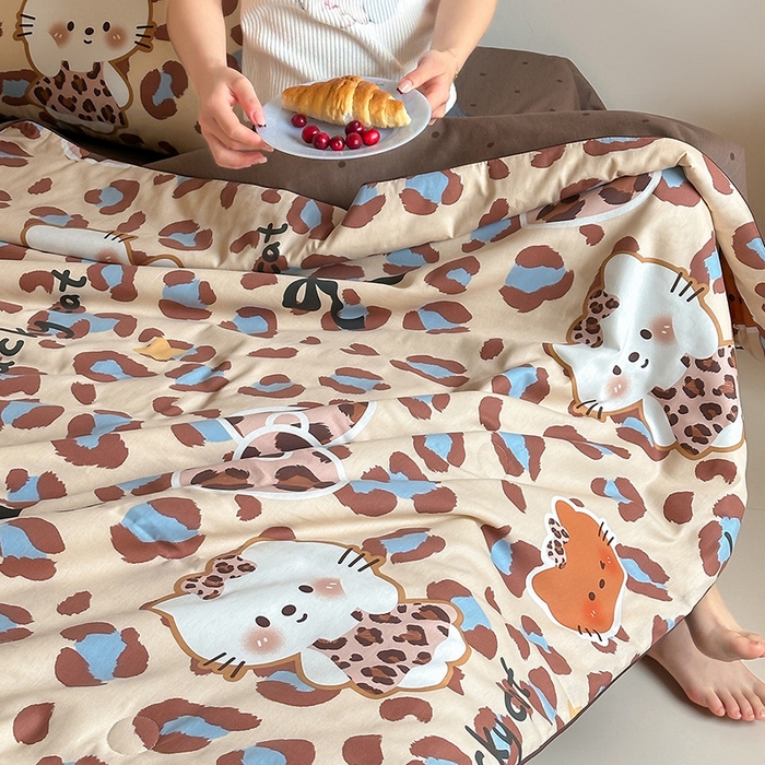 91家纺网 家纺一手货源 找家纺 一加一 2026新款全棉印花KT大豆夏被-云朵抱抱KT 狂野KT