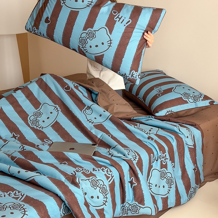 91家纺网 家纺一手货源 找家纺 一加一 2026新款全棉印花KT大豆夏被-云朵抱抱KT 条纹KT