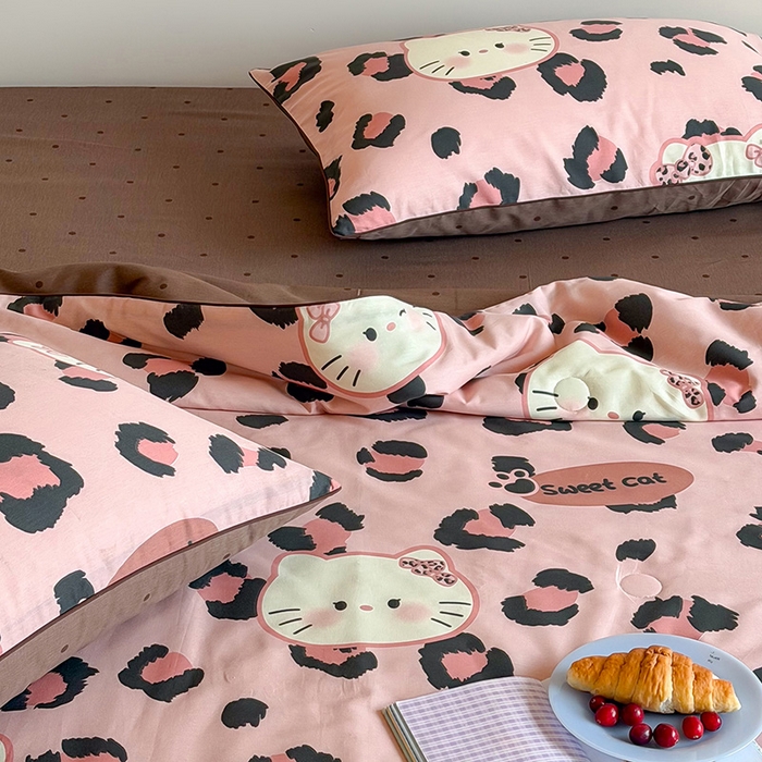 91家纺网 家纺一手货源 找家纺 一加一 2026新款全棉印花KT大豆夏被-云朵抱抱KT 粉豹KT