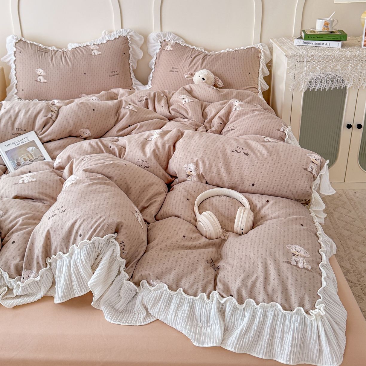 91家纺网 家纺一手货源 找家纺 橘子家 2026新款柔肤棉床单四件套 奶芙小狗