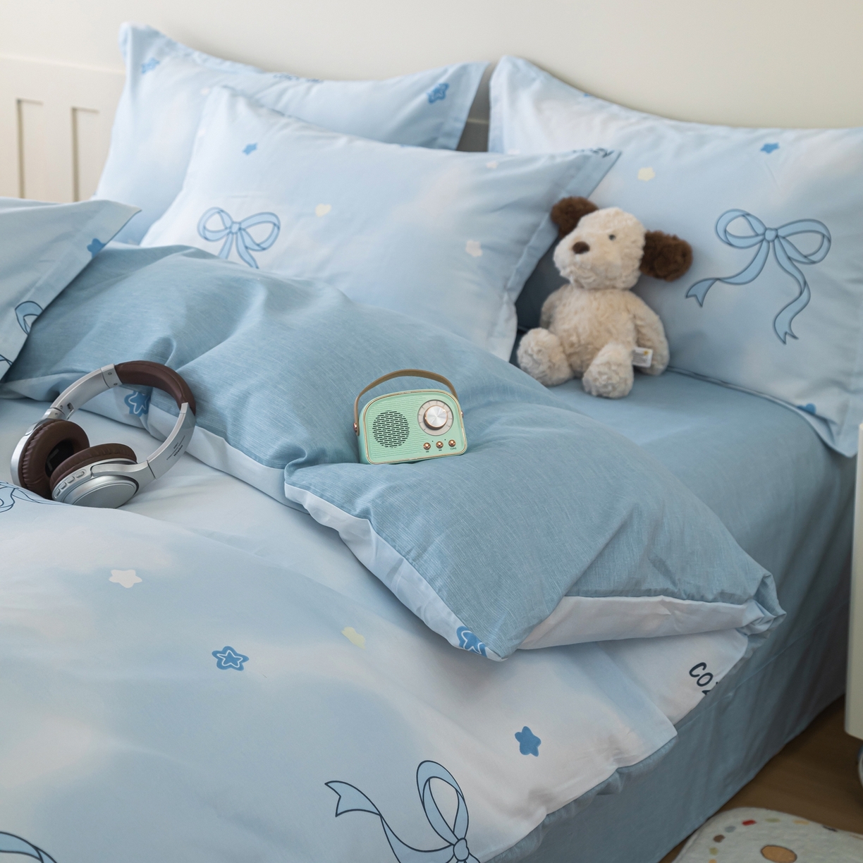 91家纺网 家纺一手货源 找家纺 梦纤绒 2026新款全棉纯棉印花四件套 蝴蝶结蓝