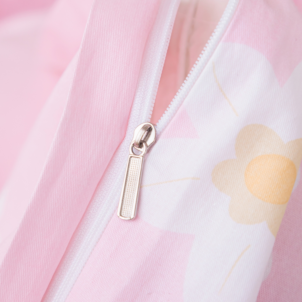 91家纺网 家纺一手货源 找家纺 梦纤绒 2026新款全棉纯棉印花四件套 花束