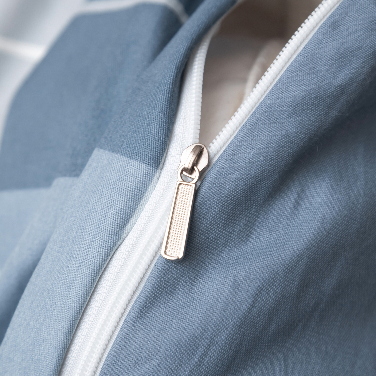 91家纺网 家纺一手货源 找家纺 梦纤绒 2026新款全棉纯棉印花四件套 格语