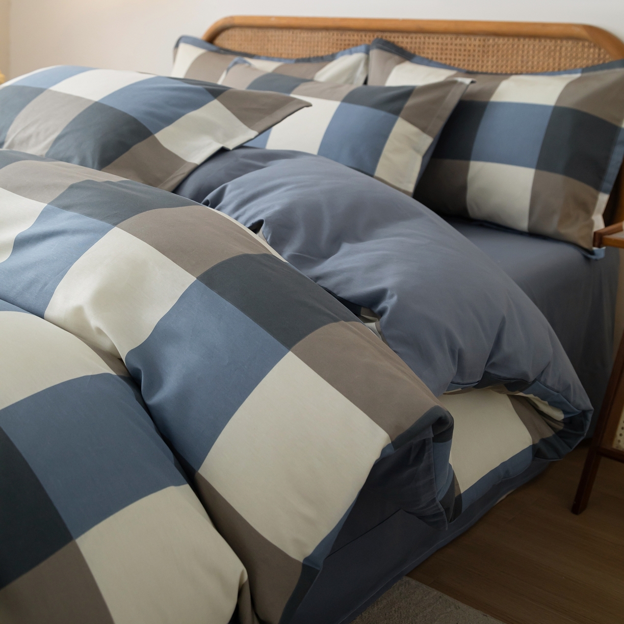 91家纺网 家纺一手货源 找家纺 梦纤绒 2026新款全棉纯棉印花四件套 方格眠