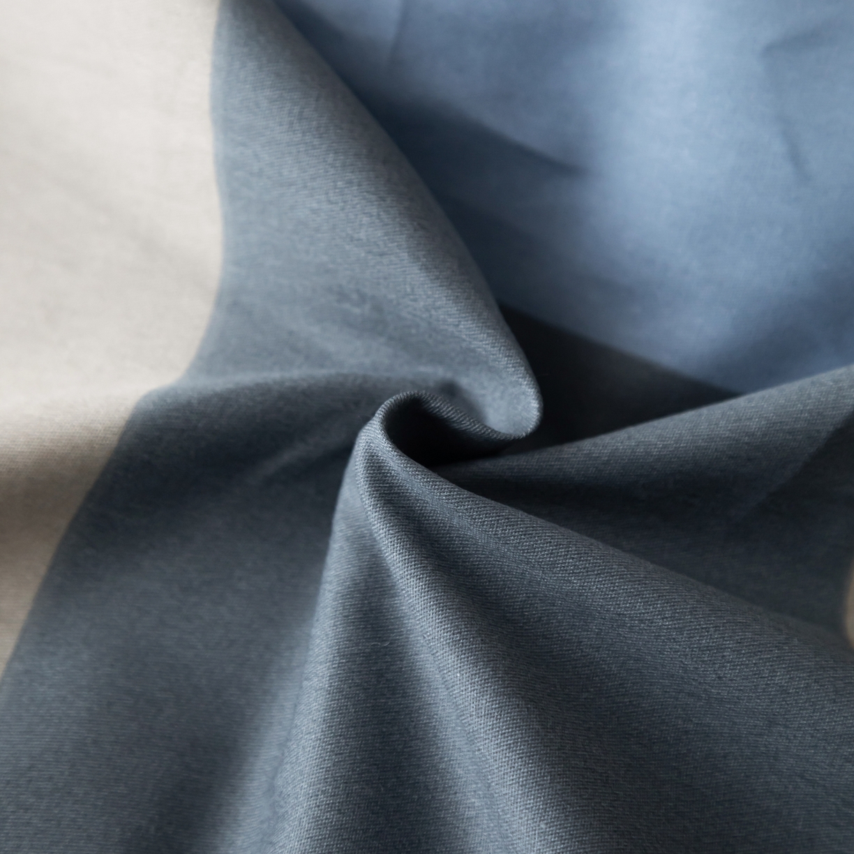 91家纺网 家纺一手货源 找家纺 梦纤绒 2026新款全棉纯棉印花四件套 方格眠