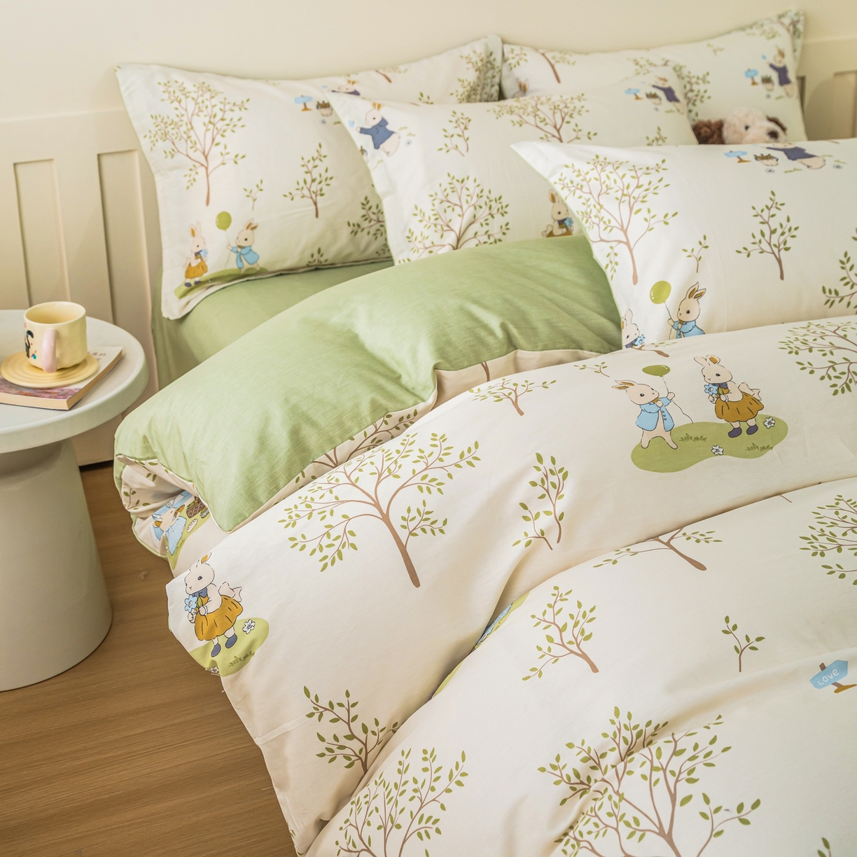 91家纺网 家纺一手货源 找家纺 梦纤绒 2026新款全棉纯棉印花四件套 森林兔