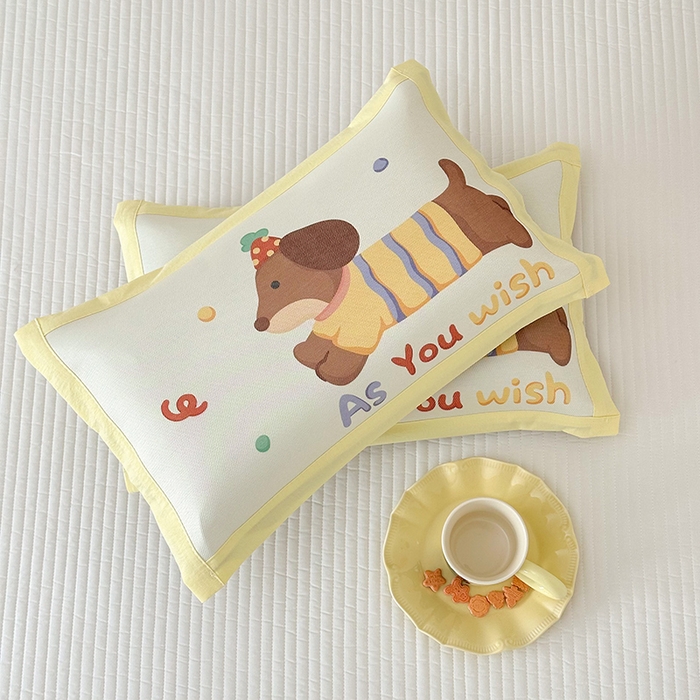 91家纺网 家纺一手货源 找家纺 嗨生活 2026新款大版加密冰丝枕套儿童枕套幼儿园枕套单品枕套枕套单件 快乐小狗