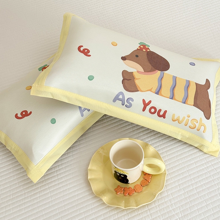 91家纺网 家纺一手货源 找家纺 嗨生活 2026新款大版加密冰丝枕套儿童枕套幼儿园枕套单品枕套枕套单件 快乐小狗