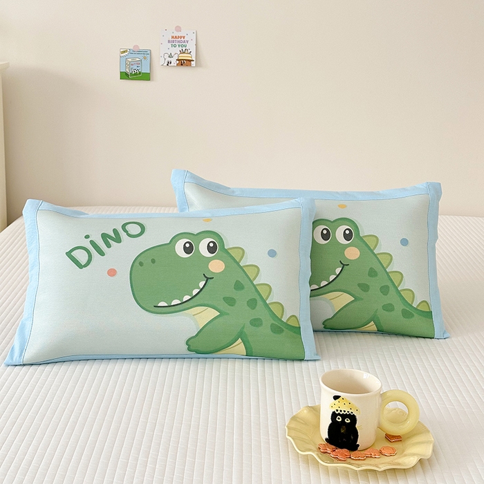 91家纺网 家纺一手货源 找家纺 嗨生活 2026新款大版加密冰丝枕套儿童枕套幼儿园枕套单品枕套枕套单件 萌萌恐龙