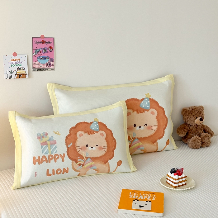 91家纺网 家纺一手货源 找家纺 嗨生活 2026新款大版加密冰丝枕套儿童枕套幼儿园枕套单品枕套枕套单件 萌小狮