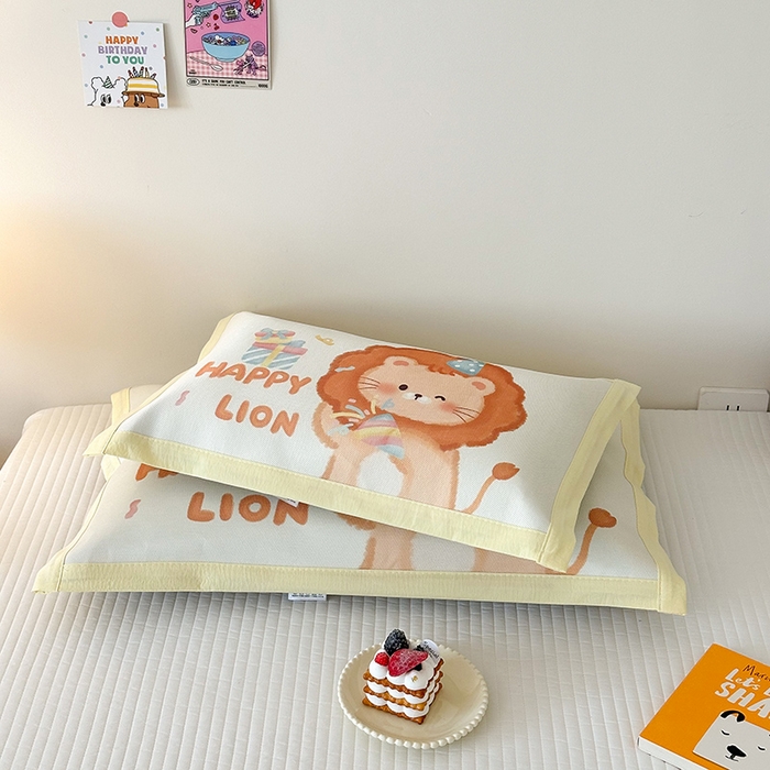 91家纺网 家纺一手货源 找家纺 嗨生活 2026新款大版加密冰丝枕套儿童枕套幼儿园枕套单品枕套枕套单件 萌小狮