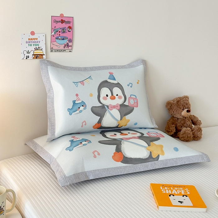 91家纺网 家纺一手货源 找家纺 嗨生活 2026新款大版加密冰丝枕套儿童枕套幼儿园枕套单品枕套枕套单件 企鹅宝宝