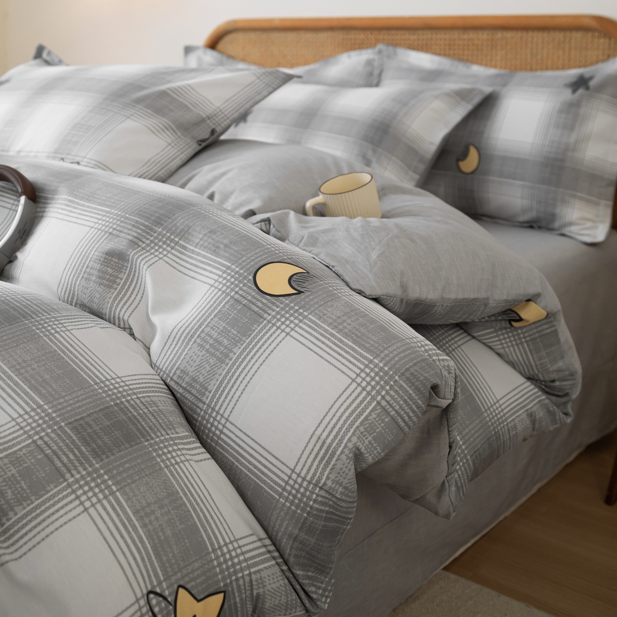 91家纺网 家纺一手货源 找家纺 梦纤绒 2026新款全棉纯棉印花四件套 星月方格