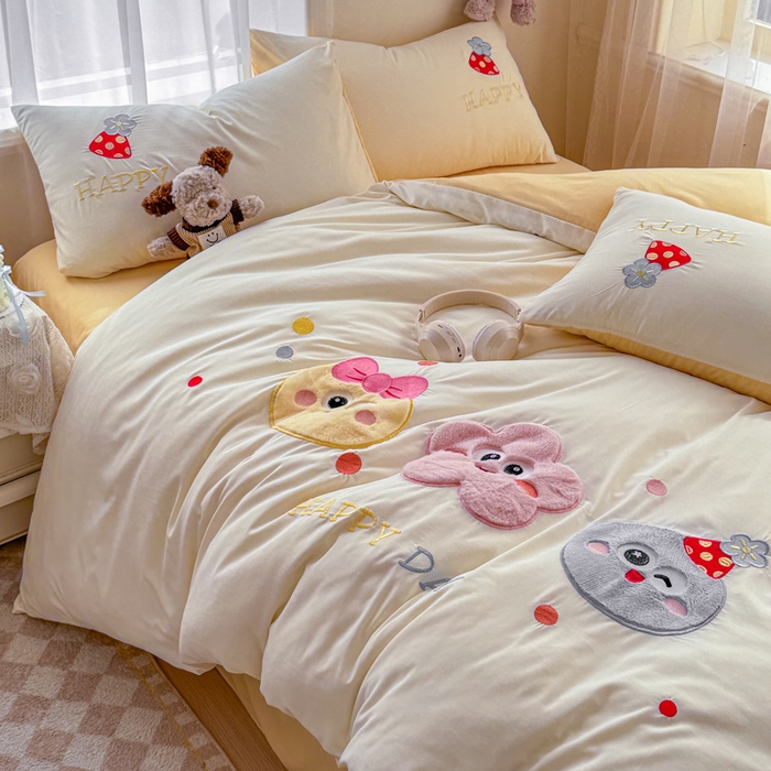 91家纺网 家纺一手货源 找家纺 （总）橘子家 2026新款卡通绣花四件套