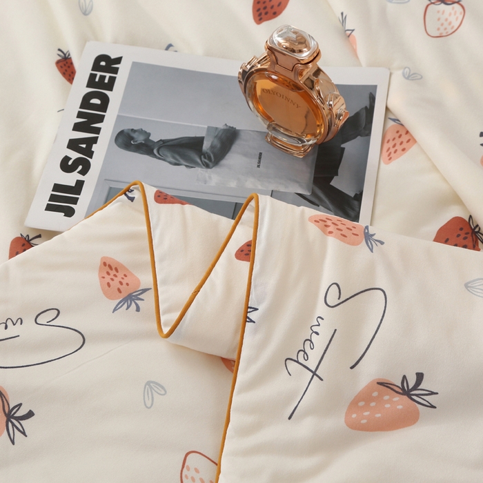 91家纺网 家纺一手货源 找家纺 薇玛仕 2026新款A类牛奶丝针织棉印花大豆夏凉被空调被儿童被 白草莓