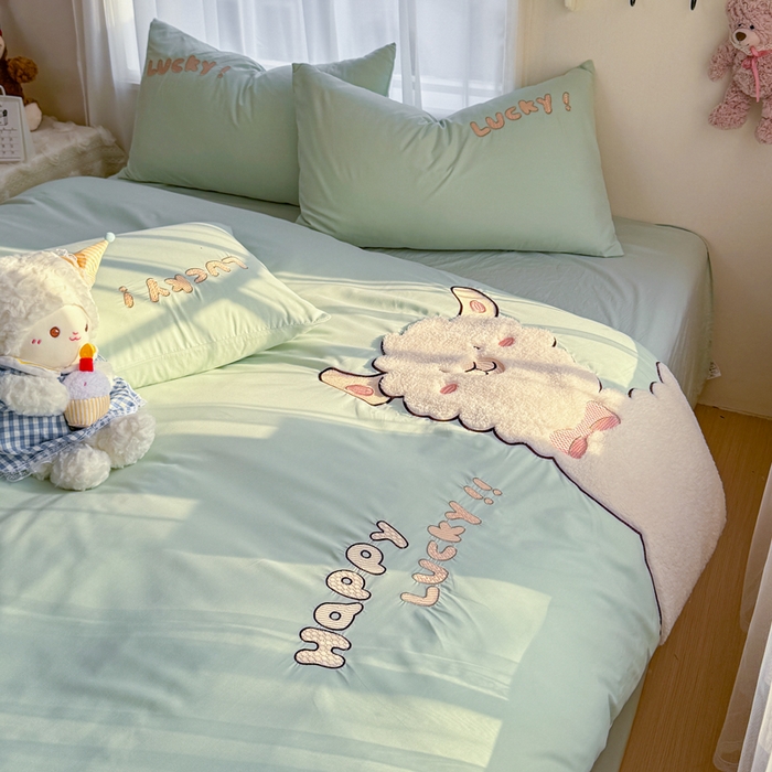 91家纺网 家纺一手货源 找家纺 橘子家 2026新款卡通绣花四件套 咩咩羊