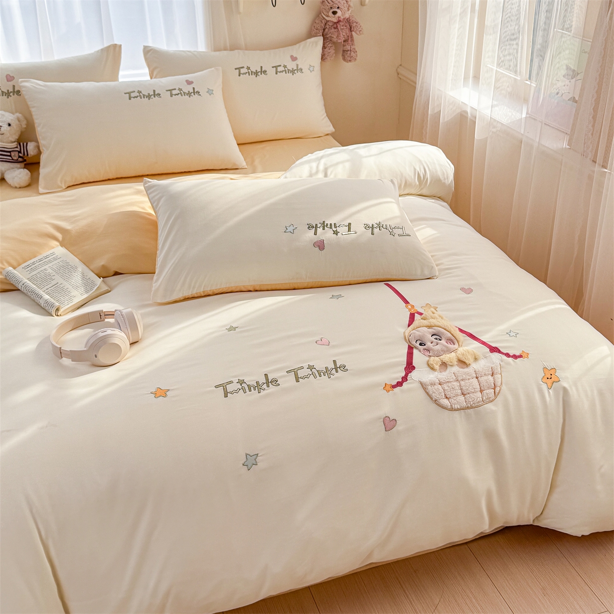 91家纺网 家纺一手货源 找家纺 橘子家 2026新款卡通绣花四件套 星星人