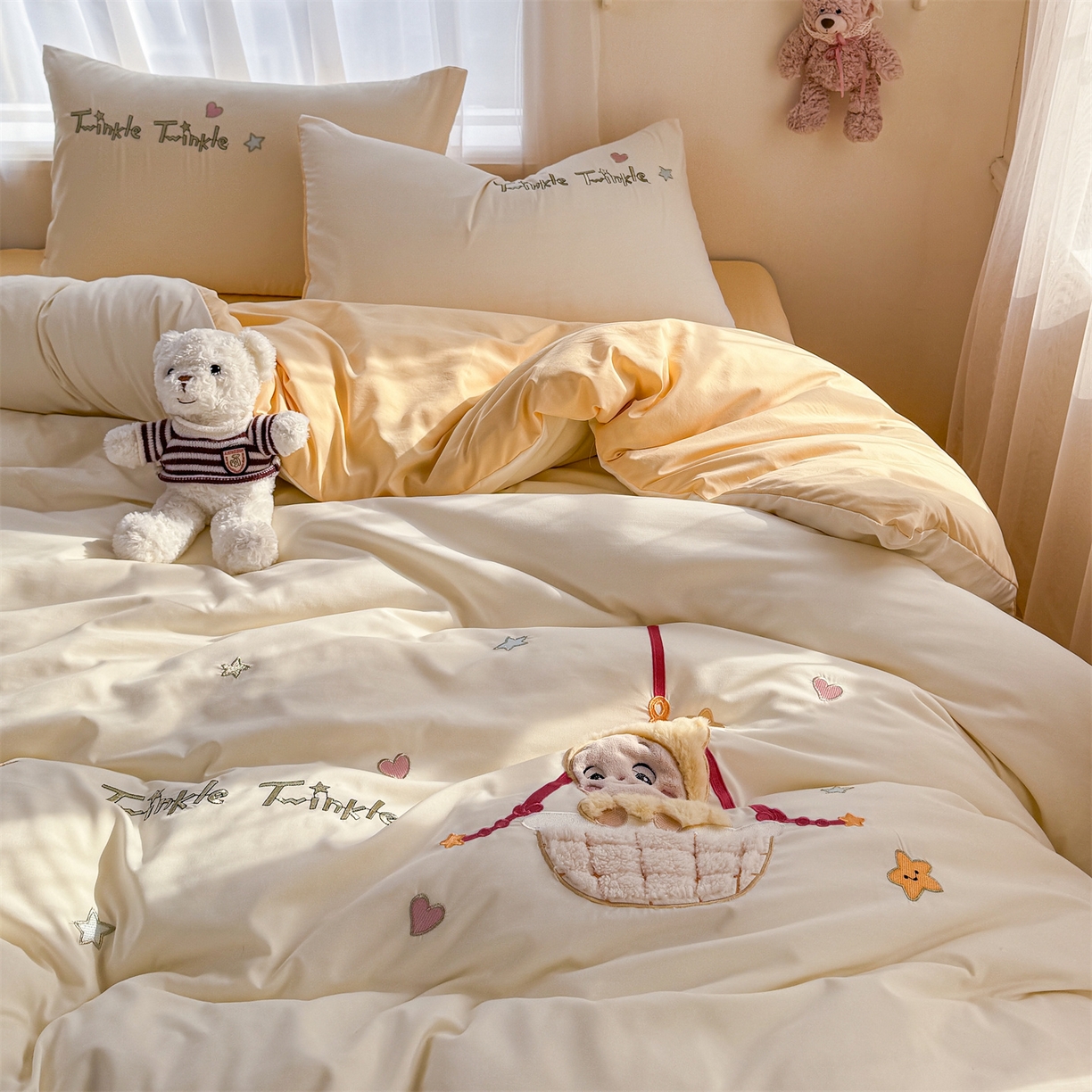 91家纺网 家纺一手货源 找家纺 橘子家 2026新款卡通绣花四件套 星星人