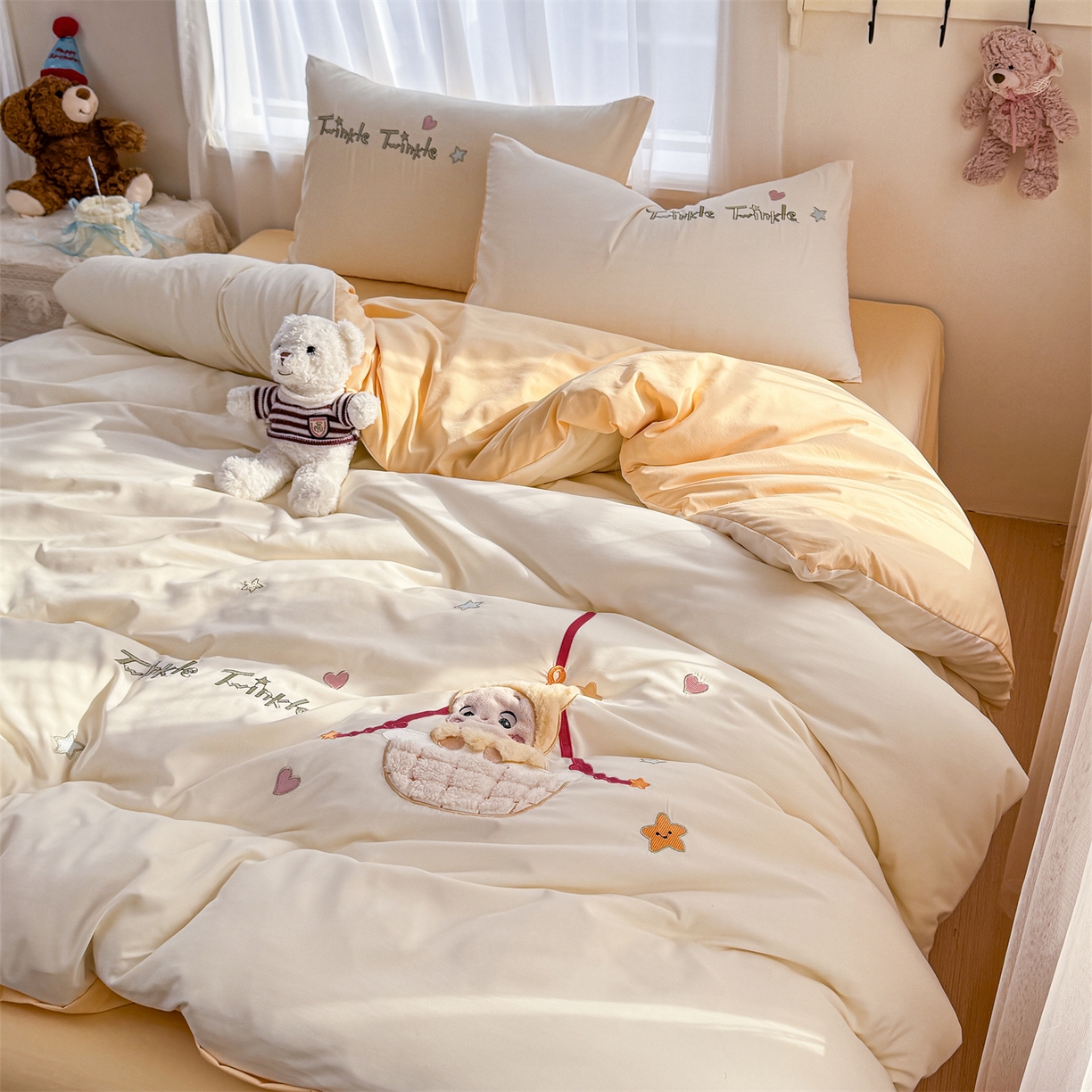 91家纺网 家纺一手货源 找家纺 橘子家 2026新款卡通绣花四件套 星星人