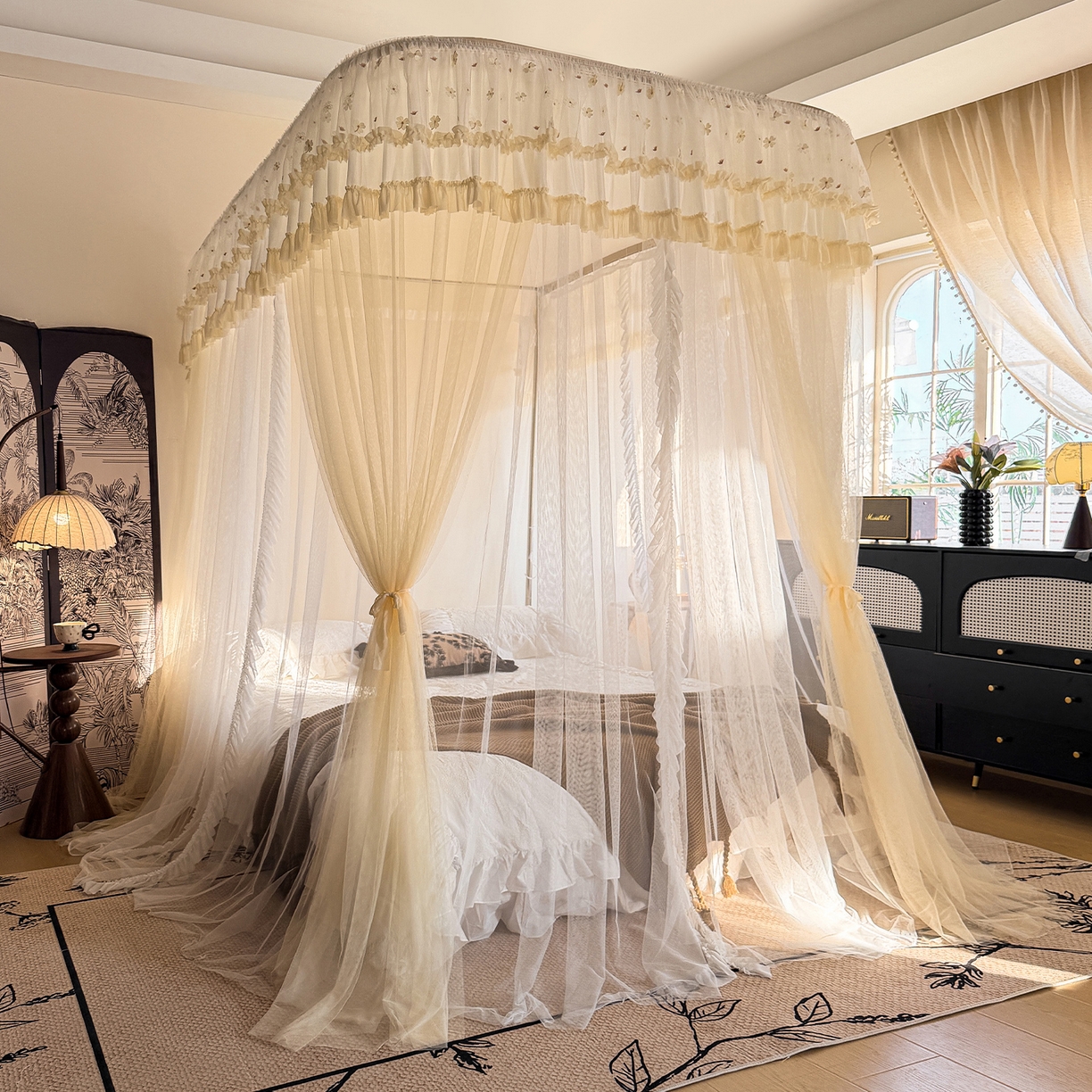 91家纺网 家纺一手货源 找家纺 都市缘蚊帐 2026新款900绣花轨道支架宫廷蚊帐1.5m 1.8m 900四叶草-米黄