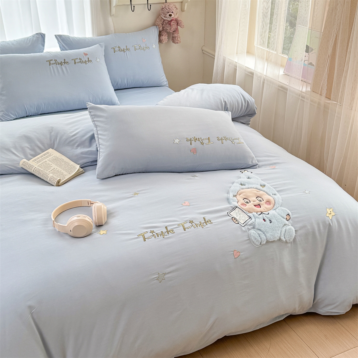 91家纺网 家纺一手货源 找家纺 橘子家 2026新款卡通绣花四件套 有钱花