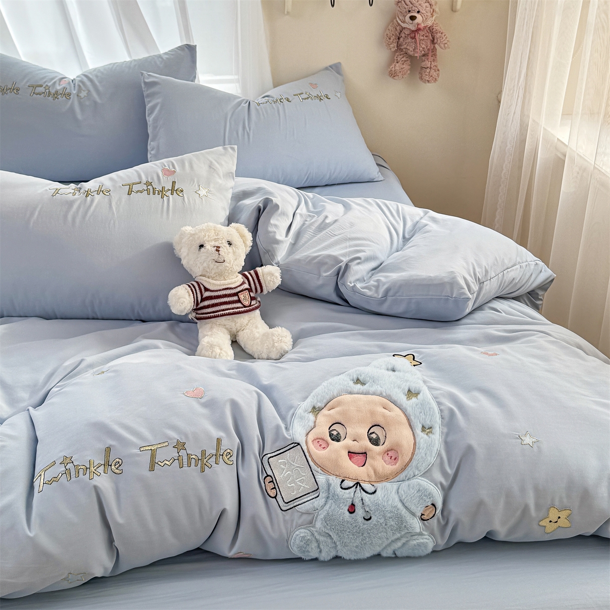 91家纺网 家纺一手货源 找家纺 橘子家 2026新款卡通绣花四件套 有钱花