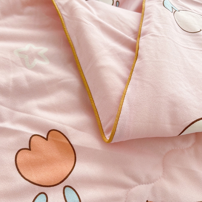 91家纺网 家纺一手货源 找家纺 薇玛仕 2026新款A类牛奶丝针织棉印花大豆夏凉被空调被儿童被 粉色女孩