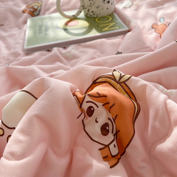 91家纺网 家纺一手货源 找家纺 薇玛仕 2026新款A类牛奶丝针织棉印花大豆夏凉被空调被儿童被 粉色女孩