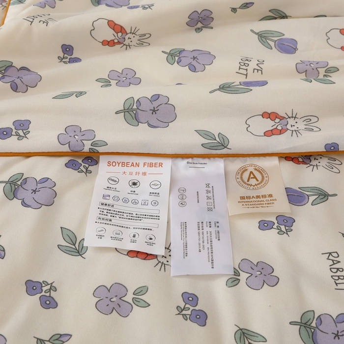 91家纺网 家纺一手货源 找家纺 薇玛仕 2026新款A类牛奶丝针织棉印花大豆夏凉被空调被儿童被 花间兔