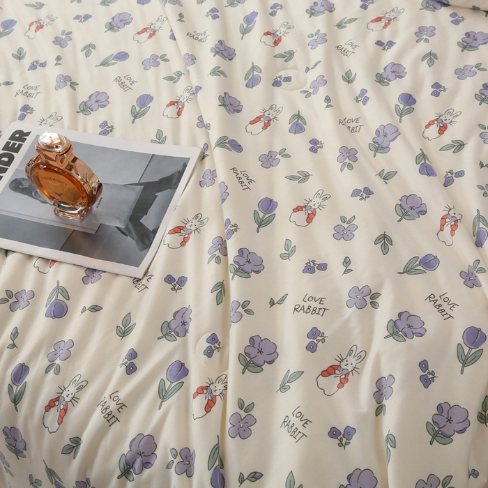 91家纺网 家纺一手货源 找家纺 薇玛仕 2026新款A类牛奶丝针织棉印花大豆夏凉被空调被儿童被 花间兔