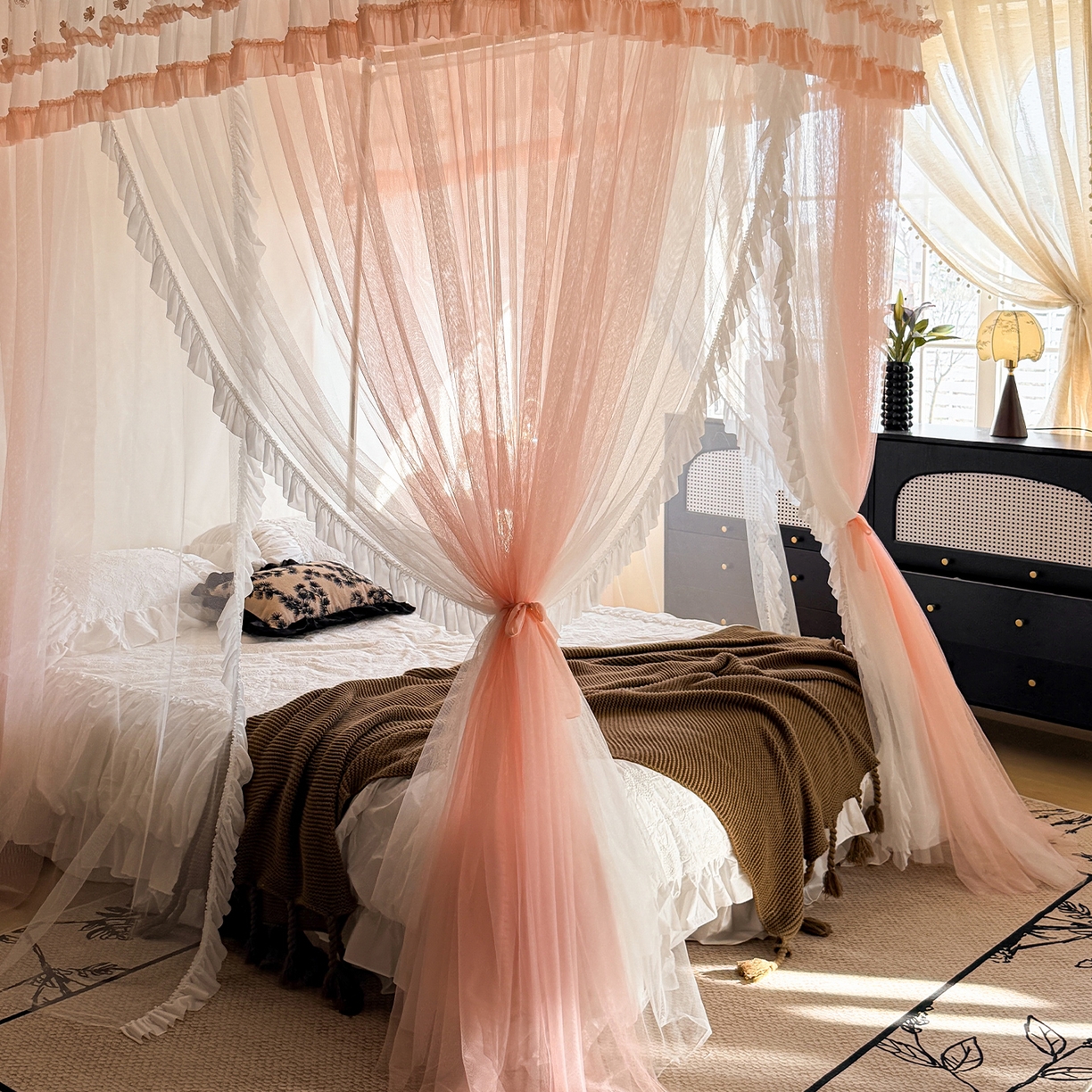 91家纺网 家纺一手货源 找家纺 都市缘蚊帐 2026新款900绣花轨道支架宫廷蚊帐1.5m 1.8m 900四叶草-玉色