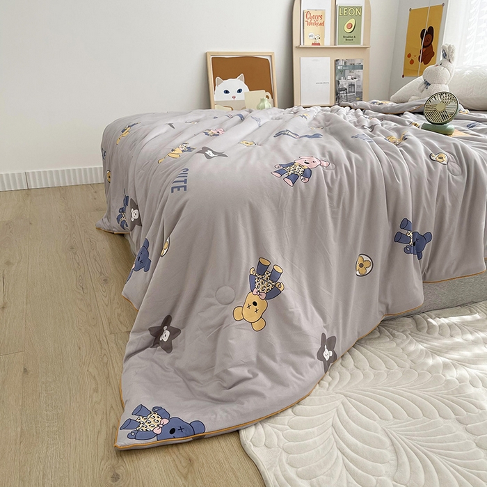 91家纺网 家纺一手货源 找家纺 薇玛仕 2026新款A类牛奶丝针织棉印花大豆夏凉被空调被儿童被 绅士熊