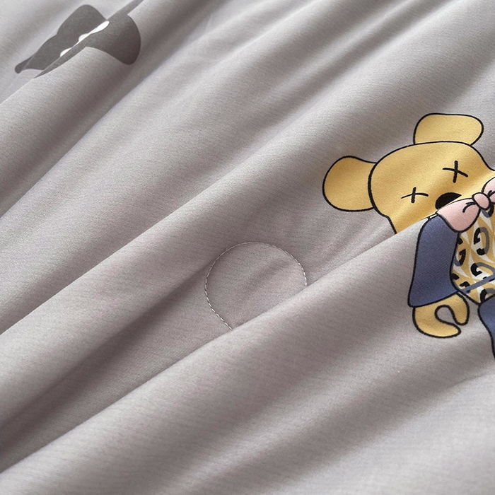 91家纺网 家纺一手货源 找家纺 薇玛仕 2026新款A类牛奶丝针织棉印花大豆夏凉被空调被儿童被 绅士熊