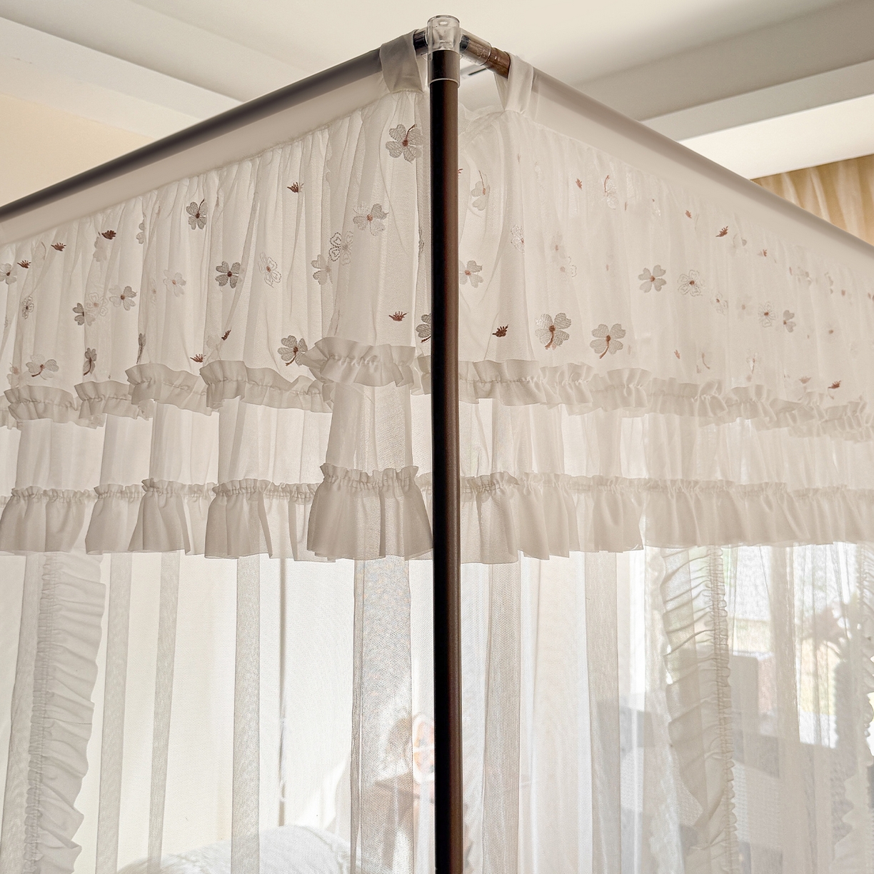 91家纺网 家纺一手货源 找家纺 都市缘蚊帐 2026年新款202四叶草绣花落地宫廷蚊帐1.5m 1.8m 202四叶草- 白色