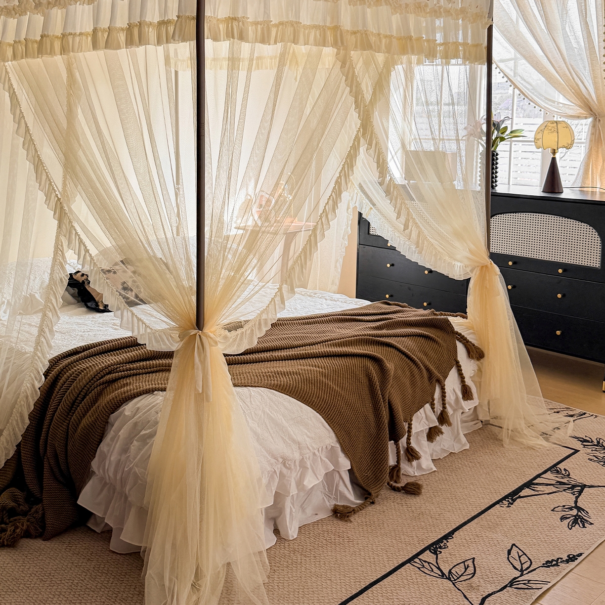 91家纺网 家纺一手货源 找家纺 都市缘蚊帐 2026年新款202四叶草绣花落地宫廷蚊帐1.5m 1.8m 202四叶草-米黄