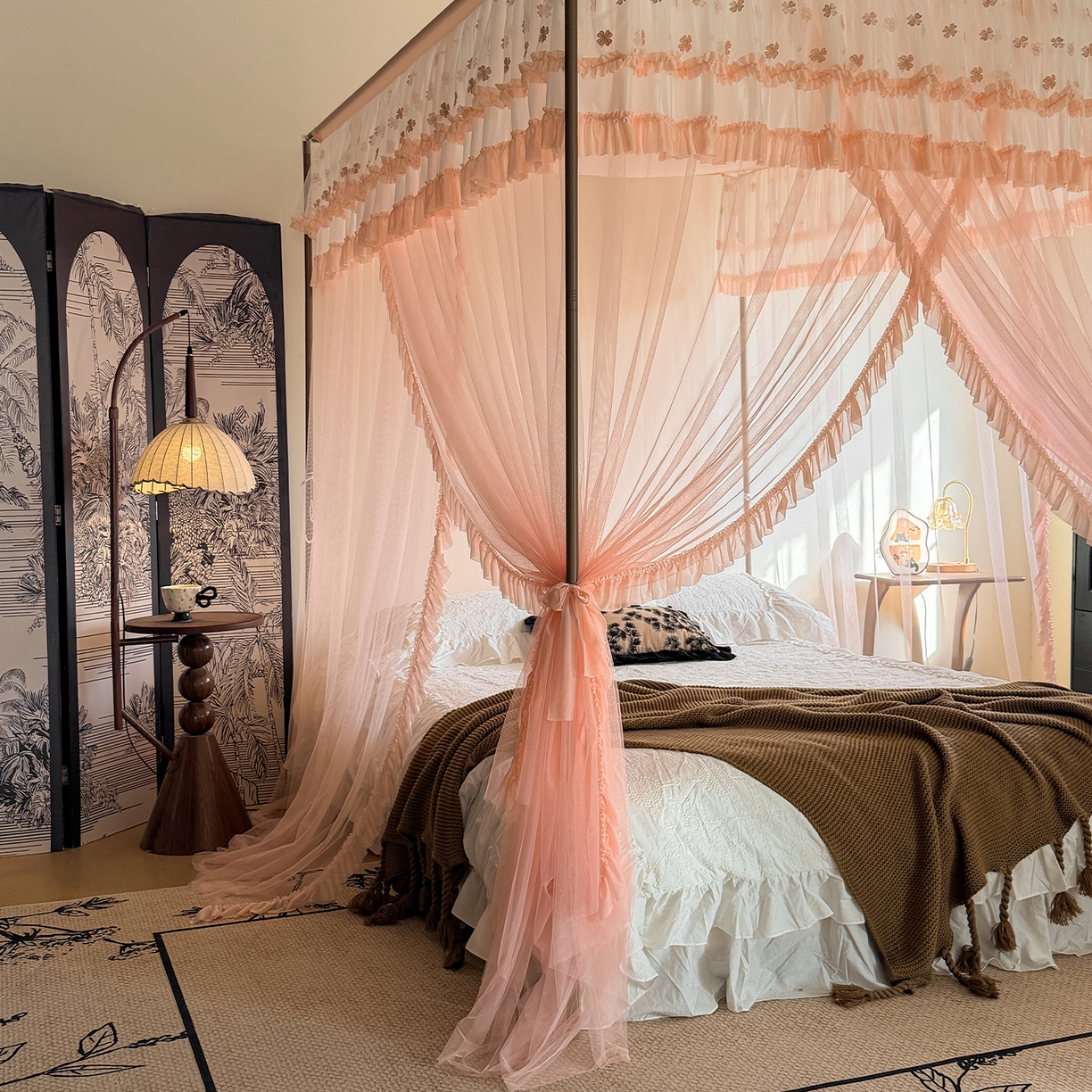 91家纺网 家纺一手货源 找家纺 都市缘蚊帐 2026年新款202四叶草绣花落地宫廷蚊帐1.5m 1.8m 202四叶草-玉色