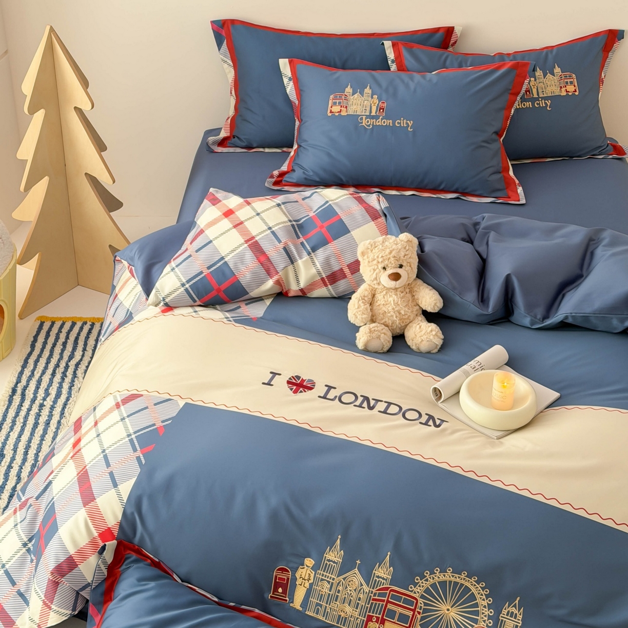 91家纺网 家纺一手货源 找家纺 （总）西西家居 2026春夏新款100S长绒棉纯棉数码印花绣花四件套-英伦蓝调