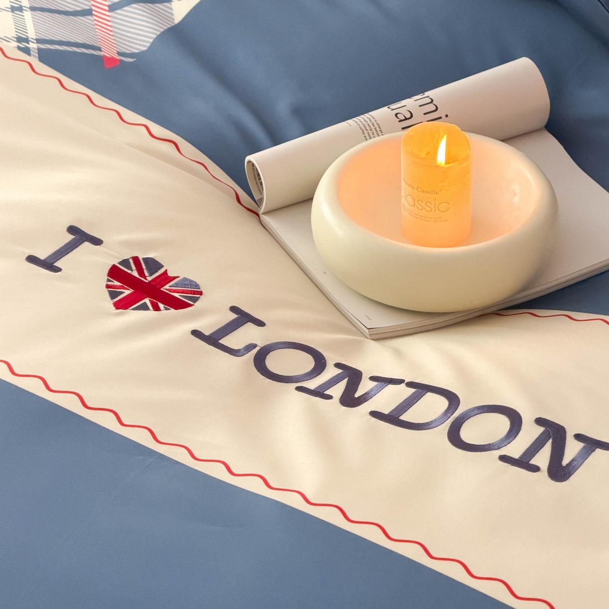 91家纺网 家纺一手货源 找家纺 （总）西西家居 2026春夏新款100S长绒棉纯棉数码印花绣花四件套-英伦蓝调