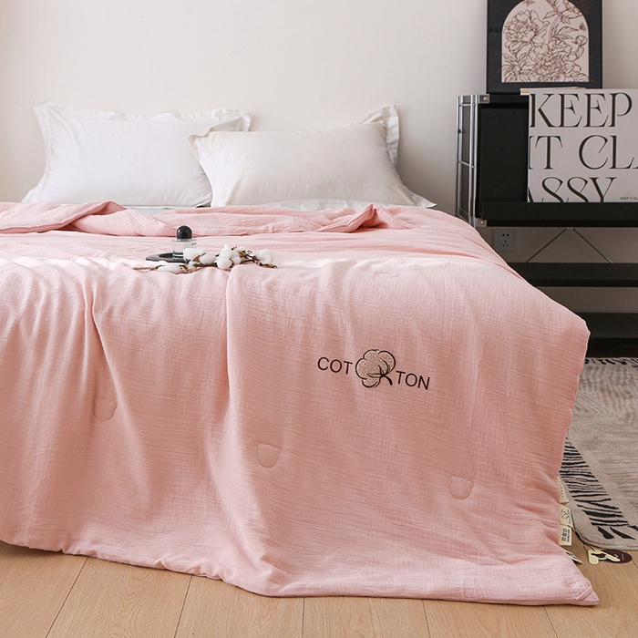 91家纺网 家纺一手货源 找家纺 薇玛仕 2026A类全棉双层皱皱纱立体烫画纯色款大豆夏凉被空调被 绉绉-嫩粉