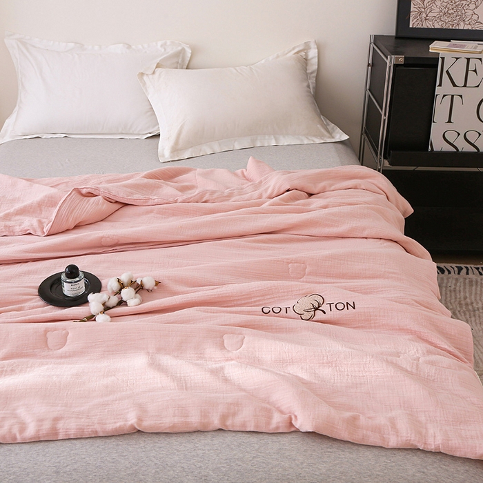 91家纺网 家纺一手货源 找家纺 薇玛仕 2026A类全棉双层皱皱纱立体烫画纯色款大豆夏凉被空调被 绉绉-嫩粉