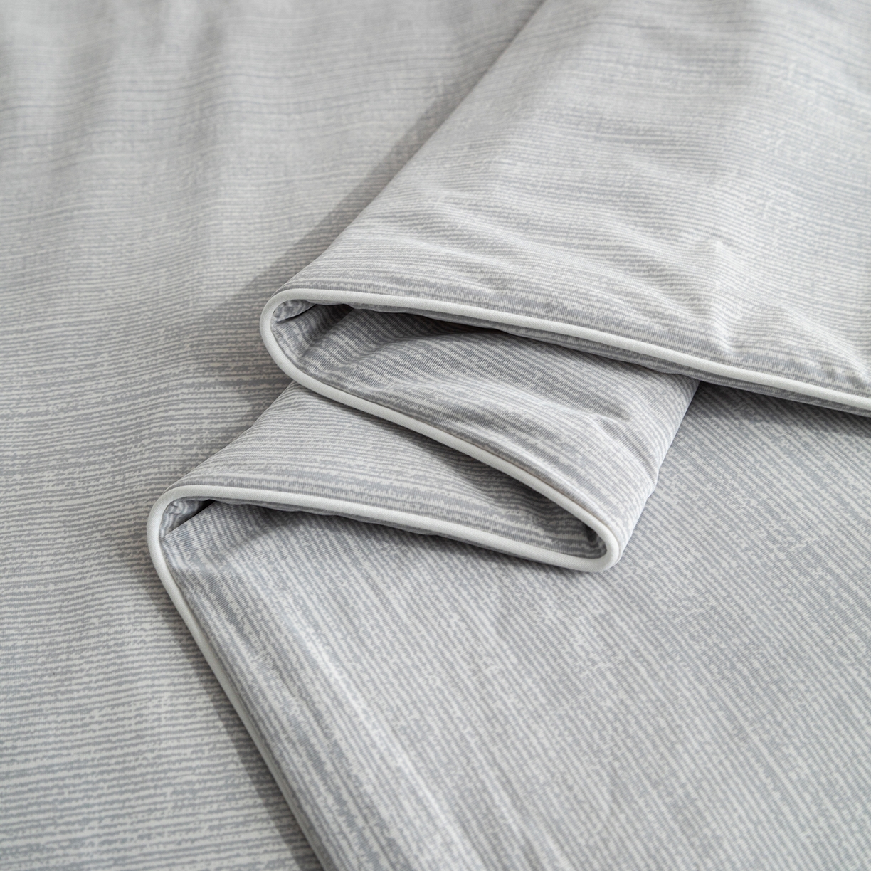 91家纺网 家纺一手货源 找家纺 亿莱鑫 2026春夏新款纯色高克重仿锦氨凉感夏被夏凉被空调被-扬帆起航 扬帆起航-灰