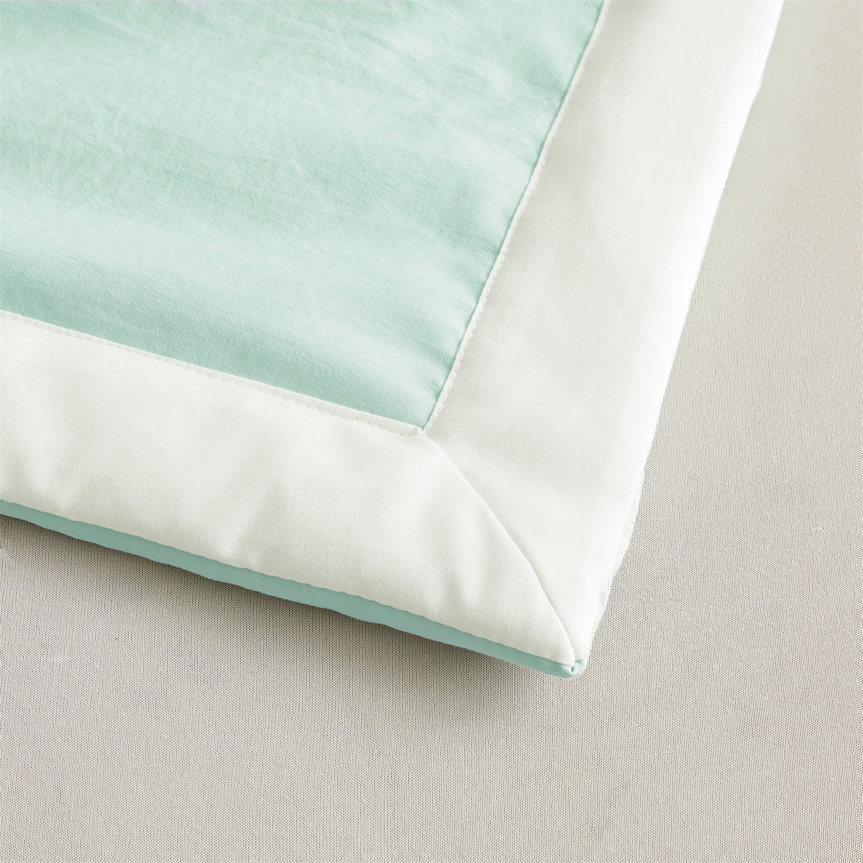 91家纺网 家纺一手货源 找家纺 招财星家纺 2026新款国标A类棉麻大豆纤维手包边夏凉被夏被空调被子被芯直播爆款【含质检报告买家秀】 洛汐-湖水蓝