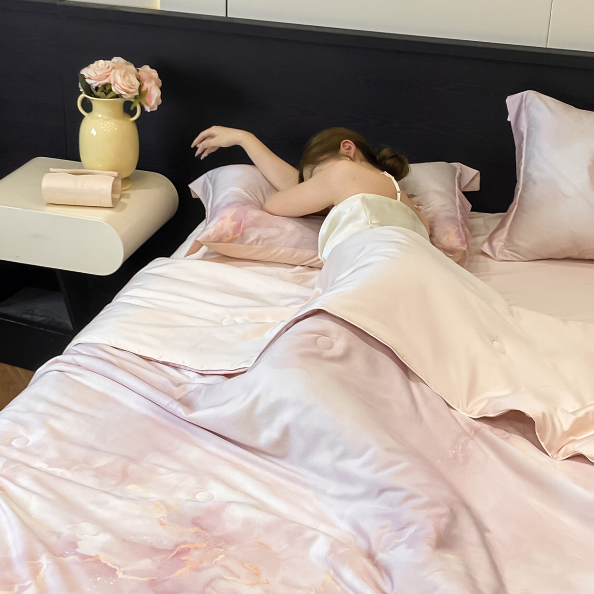 91家纺网 家纺一手货源 找家纺 （总）【控价】新方向 2026新款数码印花天丝棉夏被四件套-如愿