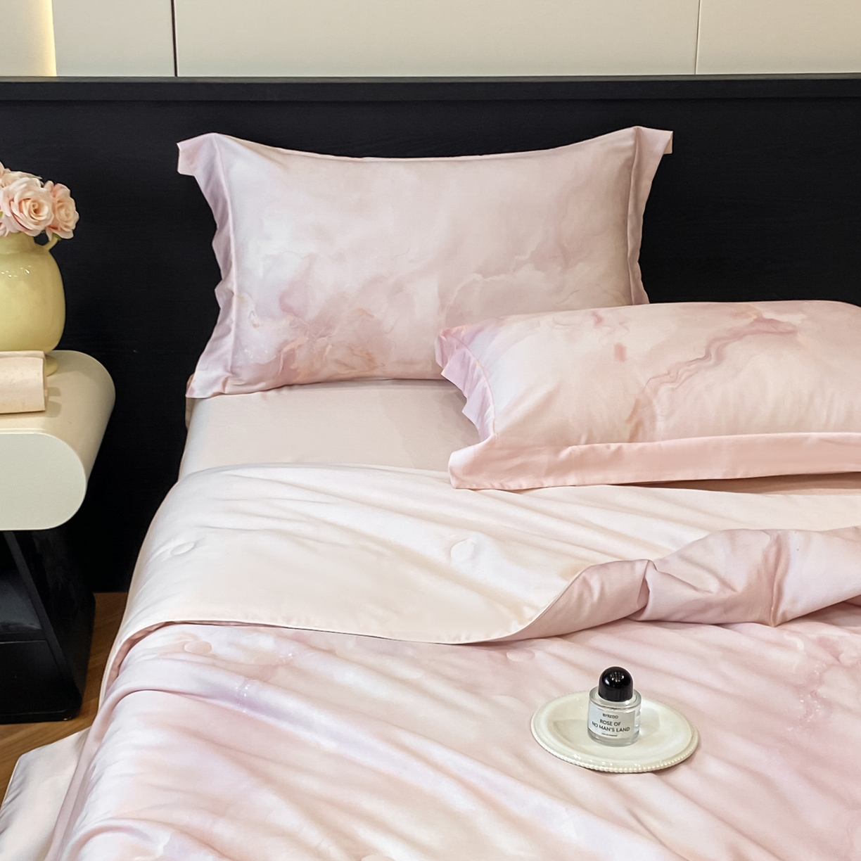 91家纺网 家纺一手货源 找家纺 新方向 2026新款数码印花天丝棉夏被四件套-如愿（控价 标准368元 加大388元） 如愿-山茶粉