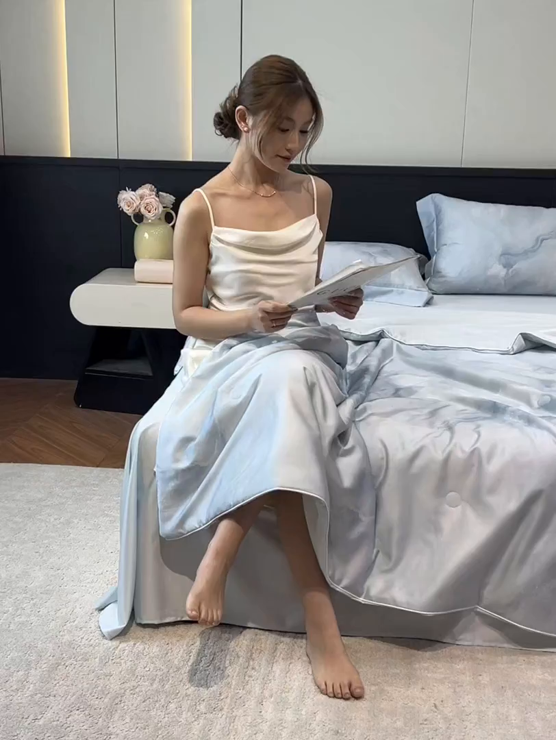 91家纺网 家纺一手货源 找家纺 新方向 2026新款数码印花天丝棉夏被四件套-如愿（控价 标准368元 加大388元） 如愿-微光蓝