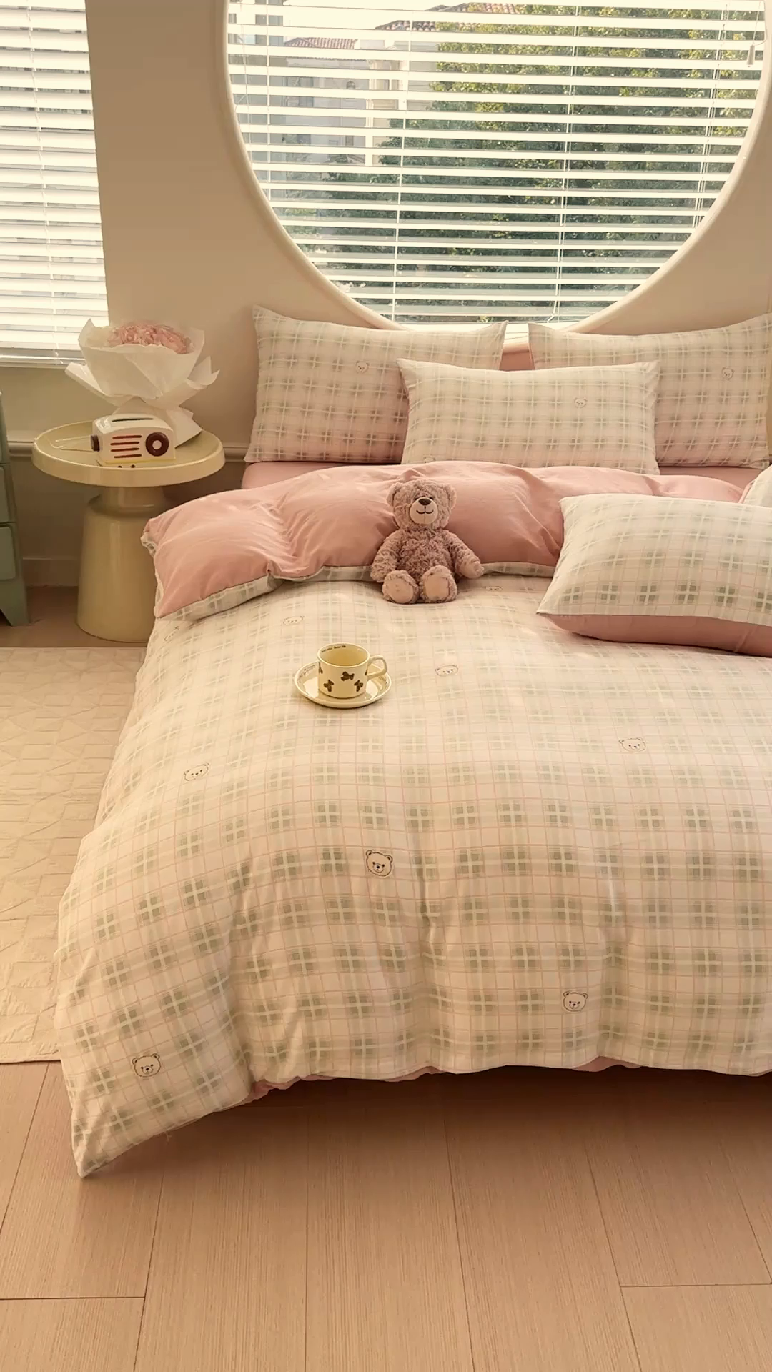 91家纺网 家纺一手货源 找家纺 爱多多家居 2026新款双层纱针织棉印花单被套 格子熊