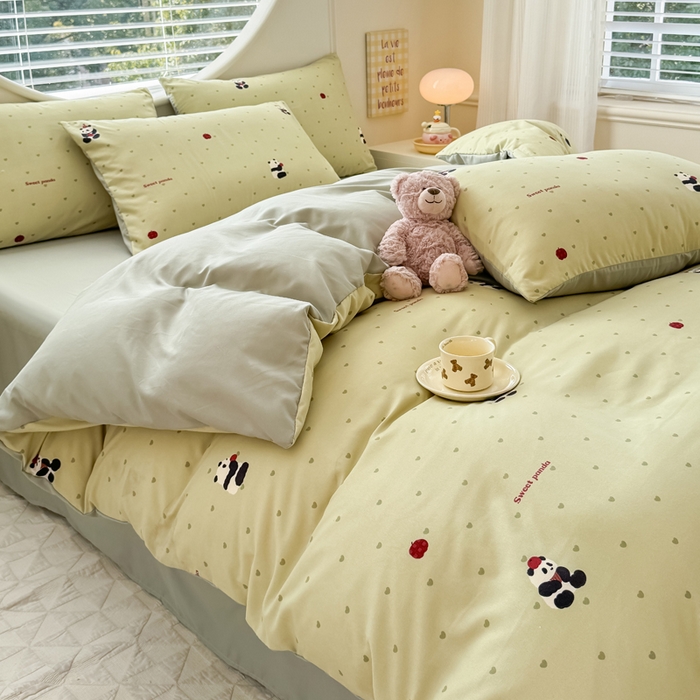 91家纺网 家纺一手货源 找家纺 爱多多家居 2026新款双层纱针织棉印花单被套 熊猫绿